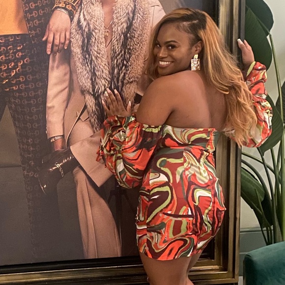 PRETTY LITTLE THING Orange Marble Print Ruched Corset Detail Bodycon Dress - Picture 6 of 6